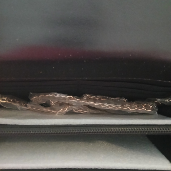 Badgley Mischka Black Diamond Quilted Crossbody Bag with Chain Strap New - Picture 7 of 9